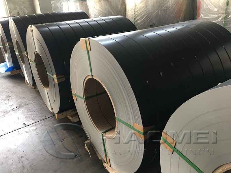 Tiras de aluminio negro
